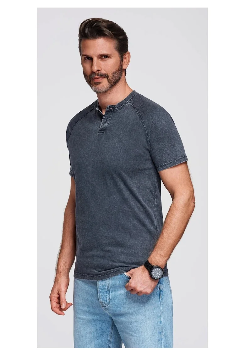 Tricou cu efect decolorat si nasturi la decolteu  OM-TSWT-0150, Albastru inchis