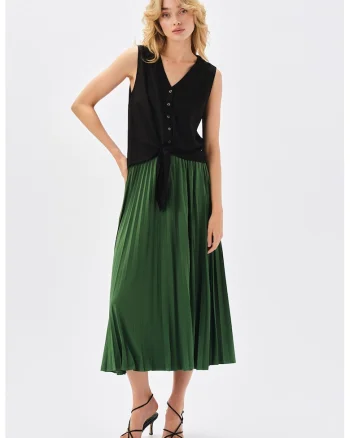 Bluza cu decolteu in V si nasturi, Negru