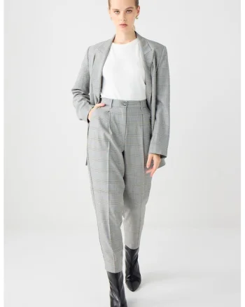 Pantaloni conici cu model in carouri si detalii pensa, Alb/Gri