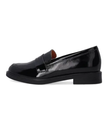 Pantofi loafer din piele lacuita, Negru