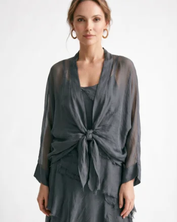 Blazer dama lejer din matase cu croi lejer si design vaporos, gri inchis