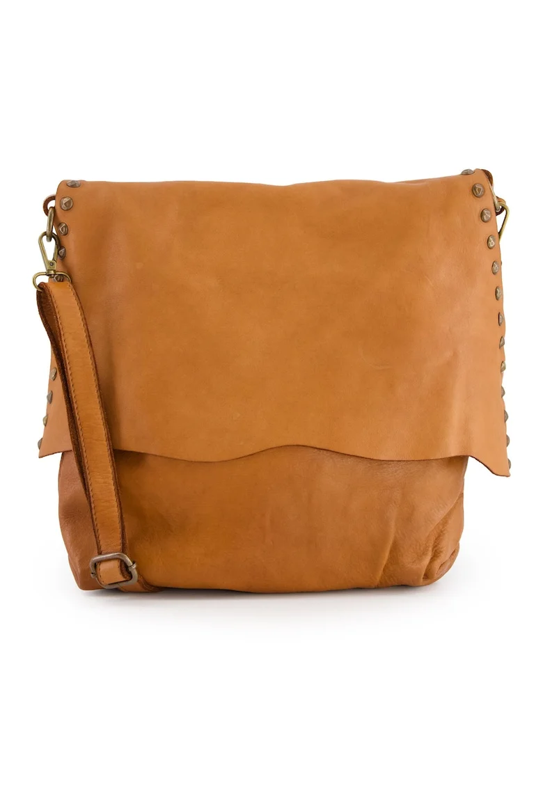 Geanta messenger mare,  piele naturala, maro, 31x33x8cm, cu 3 buzunare interioare, curea detasabila max 111cm