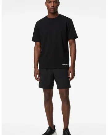 Tricou cu decolteu la baza gatului si model text, Negru