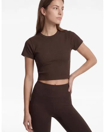 Tricou crop cu decolteu rotund, Maro cognac