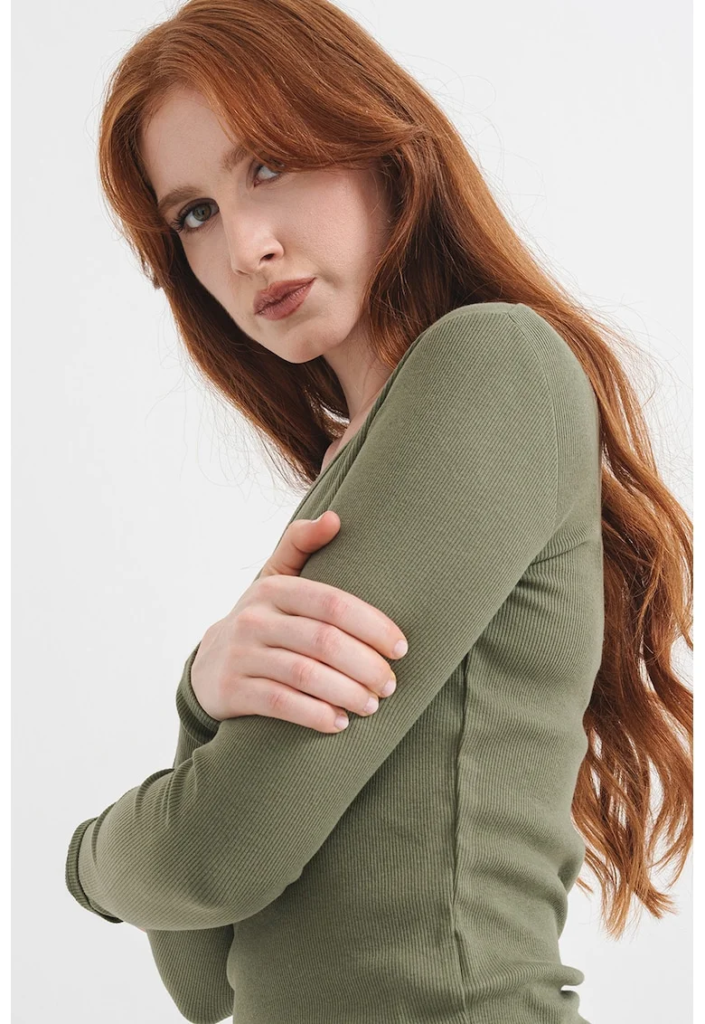 Bluza cu decolteu in V si fenta cu nasturi, Verde aquamarin