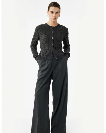 Cardigan tricotat cu nasturi, Negru