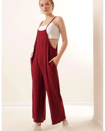 Salopeta dama HiCCUP, croiala relaxata, picior larg, visiniu, textil