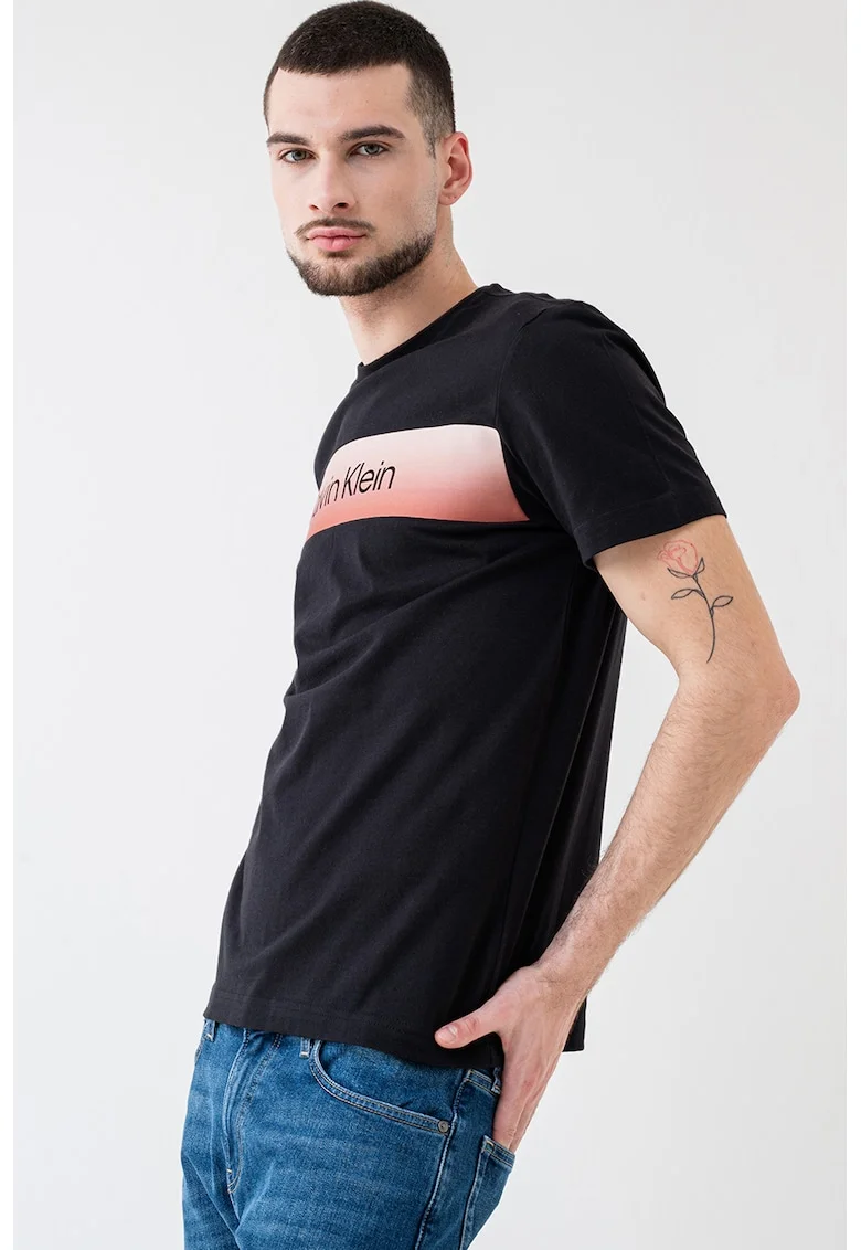 Tricou din bumbac cu decolteu la baza gatului, Negru