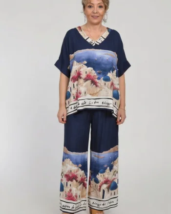Compleu cu pantaloni din vascoza cu matase, cu imprimeu Santorini pe fond bleumarin