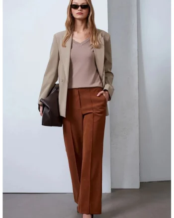 Pantaloni dama,  talie inalta, croiala larga, maro nuc, imitatie de piele