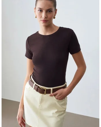Tricou dama,  tricou slim fit, maneca scurta, maro cafea, 57% bumbac, 38% modal, 5% elastan