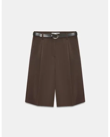 Pantaloni scurti,  talie inalta, picior larg, maro cafea, cu curea