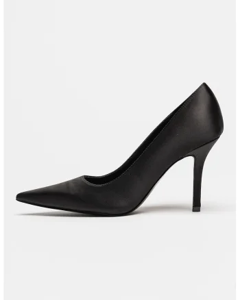Pantofi cu varf ascutit si toc stiletto, Negru