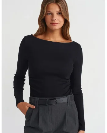 Bluza dama,  Slim Fit cu guler barcuta, Negru