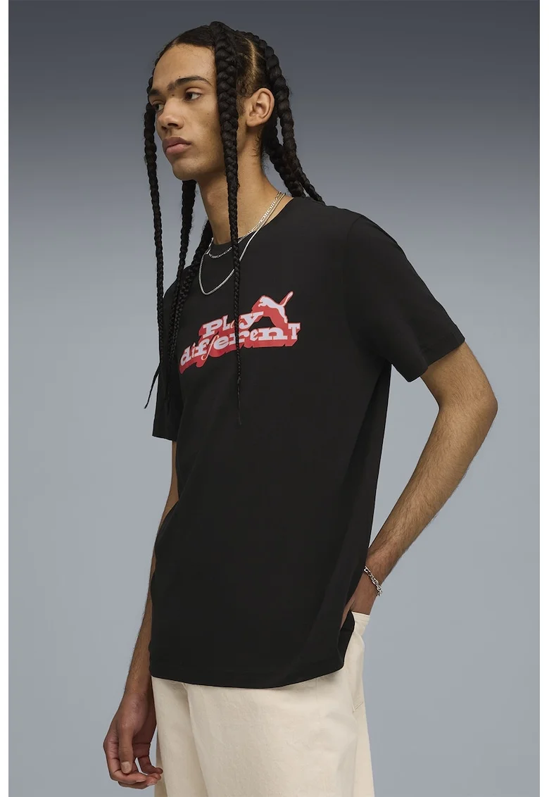 Tricou cu decolteu la baza gatului si imprimeu grafic, Alb/Negru/Coral
