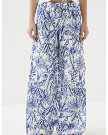 Pantaloni cu croiala ampla si slituri laterale, Alb/Albastru