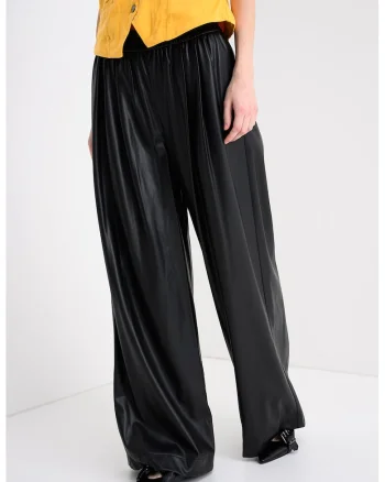 Pantaloni de piele ecologica cu croiala ampla, Negru