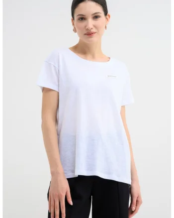 Tricou lejer cu decolteu la baza gatului, Alb