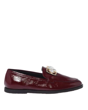 Pantofi loafer din piele lacuita, Visiniu