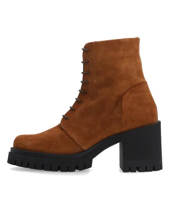 Botine din piele intoarsa cu toc masiv si siret