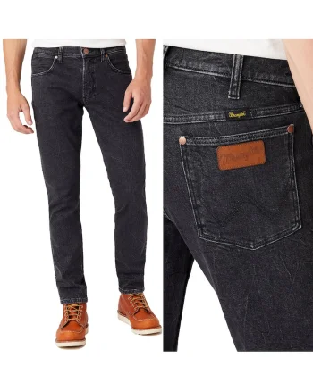 Blugi bărbați Wrangler  Slim Tapered, negru, Negru