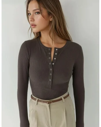 Bluze dama,  bluza tricotata cu nasturi, maro mocha inchis, jerseu