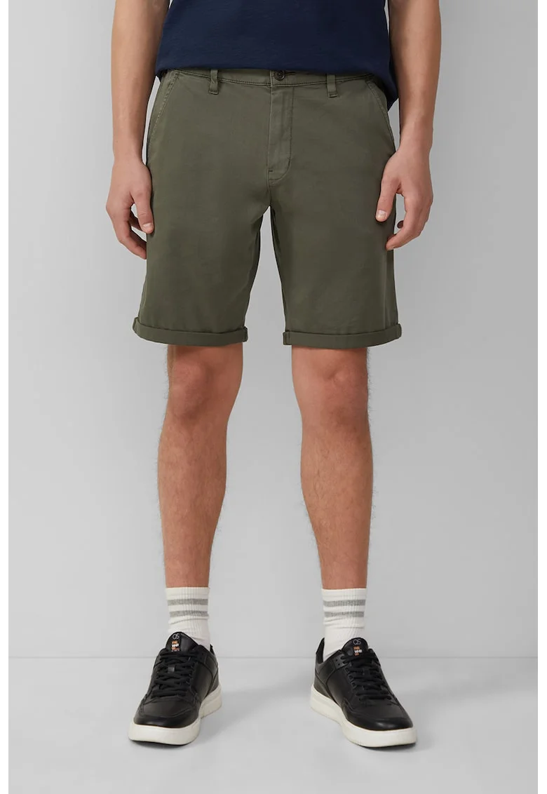 Q/S by s.Oliver Pantaloni scurti chino barbati, John, cu talie medie si croiala Regular fit, Verde inchis, Kaki inchis