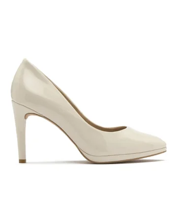 Pantofi de piele cu varf ascutit