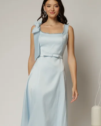 Rochie midi bleu de ocazie din satin cu perle la decolteu