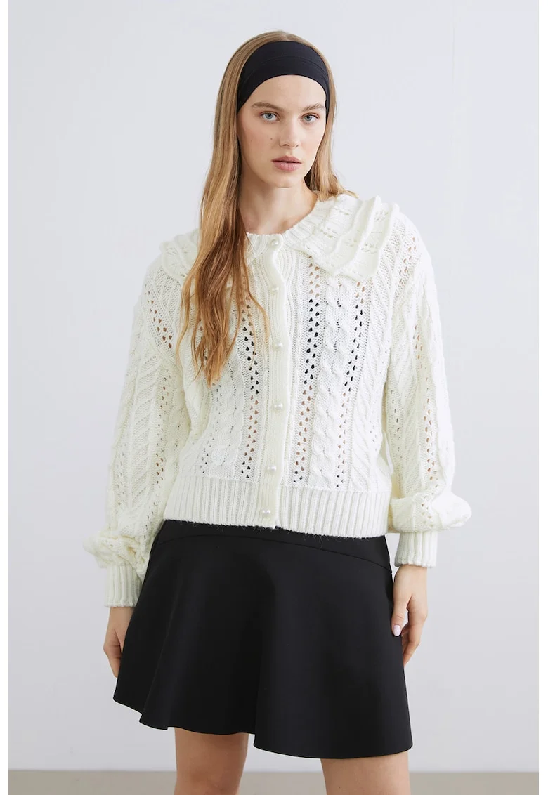 Cardigan cu nasturi tip bijuterie si perforatii, Crem