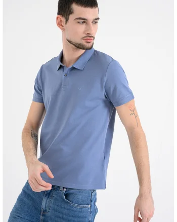 Tricou polo din bumbac pique cu croiala slim-fit, Albastru prafuit