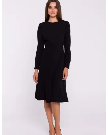Rochie cu maneci lungi si curea in talie,