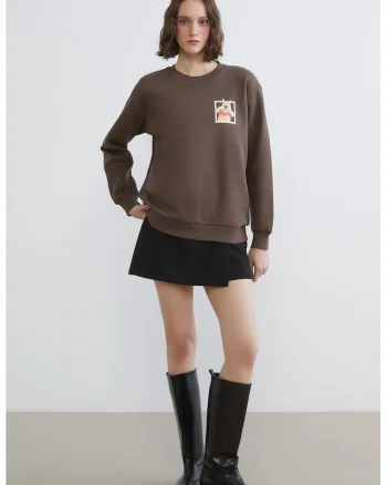 Bluza de trening supradimensionata cu Winnie The Pooh, Maro