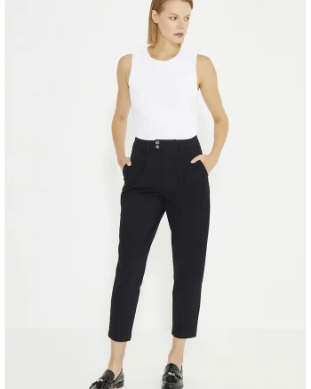 Pantaloni crop cu croiala conica, Negru