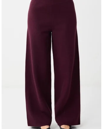 Pantaloni cu croiala ampla si talie medie, Visiniu