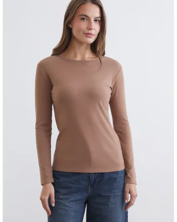 Bluza slim fit cu decolteu rotund, Maro scortisoara