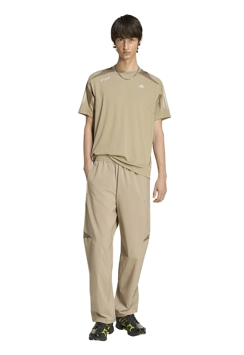 Tricou cu decolteu la baza gatului si model F50, Maro nisip