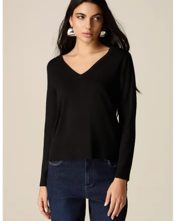 Pulover regular-fit cu decolteu in V, Negru