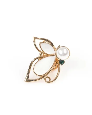 Brosa martisor fluture cu aripi albe si contur auriu