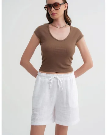 Pantaloni scurti dama,  bumbac texturat, talie inalta, Alb