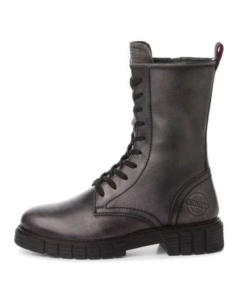Ghete de piele, Gri antracit