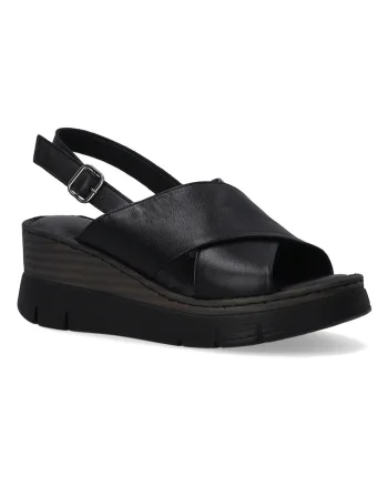 Sandale din piele cu talpa wedge si barete incrucisate