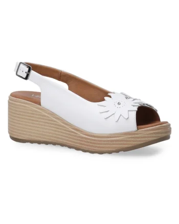 Sandale din piele cu talpa wedge si aplicatie cu flori