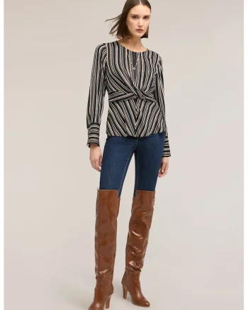 Bluza cu model in dungi cu nod frontal, Alb/Maro inchis