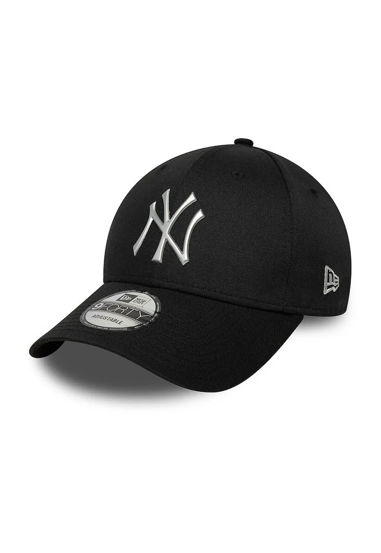 Sapca cu logo metalic 9Forty NY Yankees, Negru/Alb optic