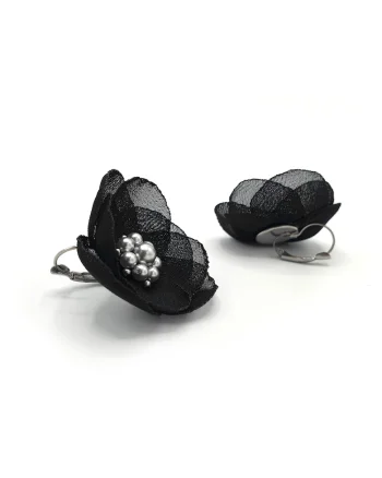 Cercei floare,  Cybele, voal negru, mijloc perle argintii, tortite inox