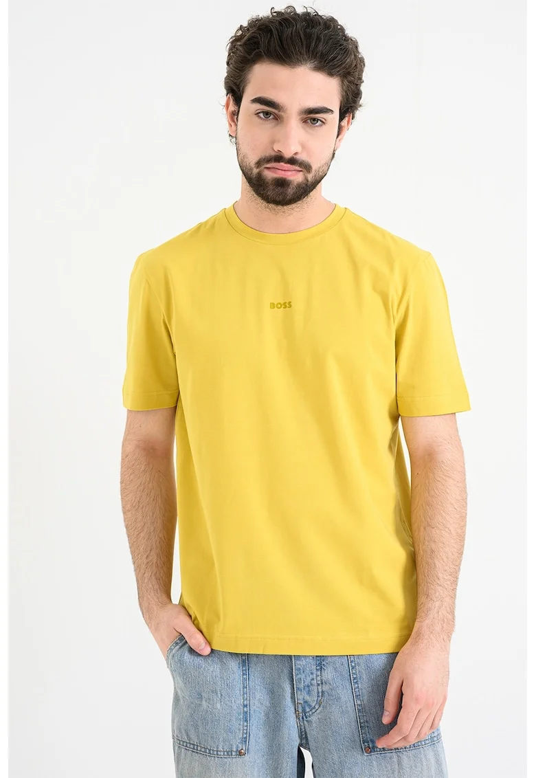 Tricou cu decolteu la baza gatului si logo discret
