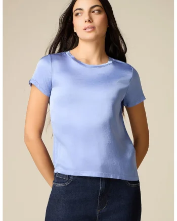Tricou de satin cu decolteu rotund, Albastru pastel