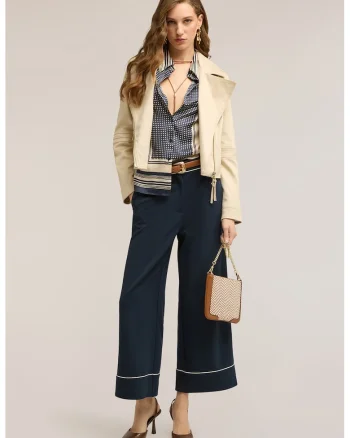 Pantaloni crop cu croiala ampla si buzunare oblice, Bleumarin