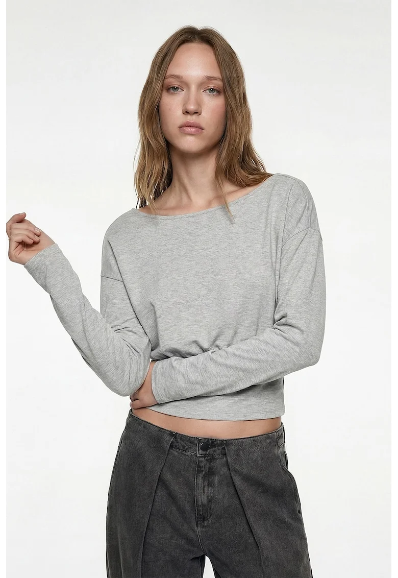 Bluza crop cu terminatie evazata, Gri melange